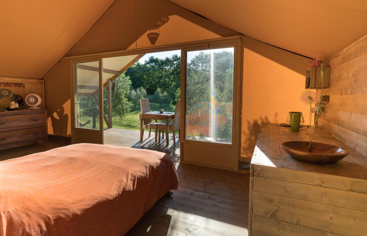 Glamping In Toscana, Luxury Tents In Agriturismo Biologico Sorano  Eksteriør bilde